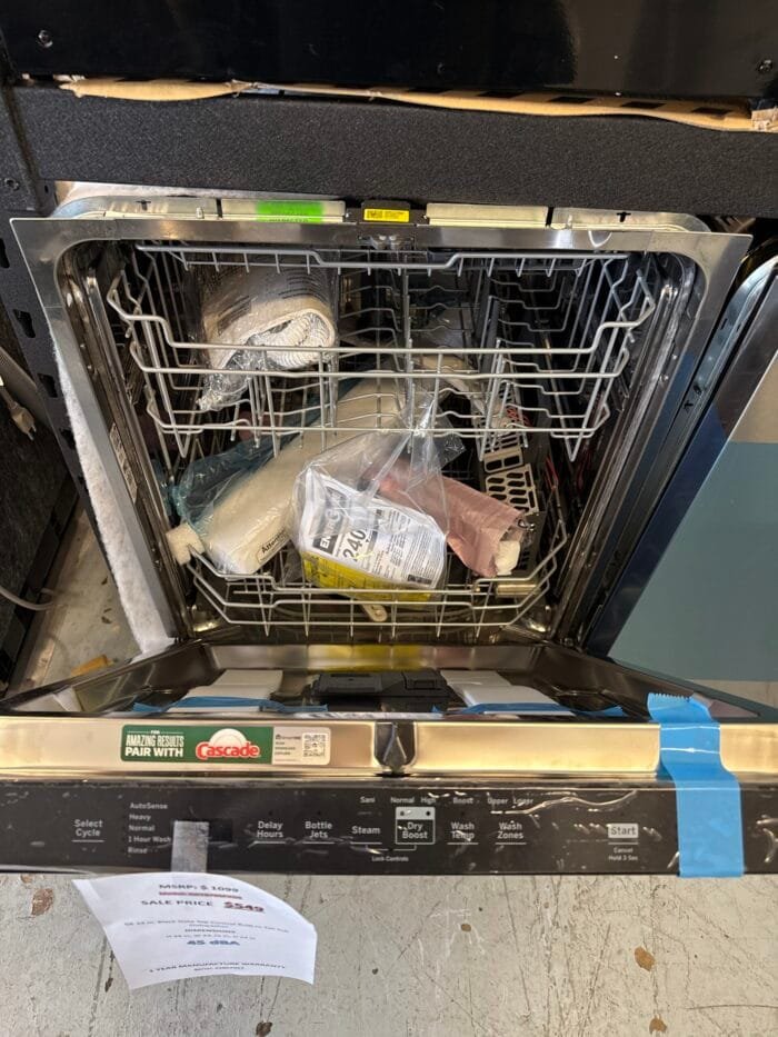 GE GDT670SFVDS 24 in. Black Slate Top Control Built-In Tall Tub Dishwasher - Image 3