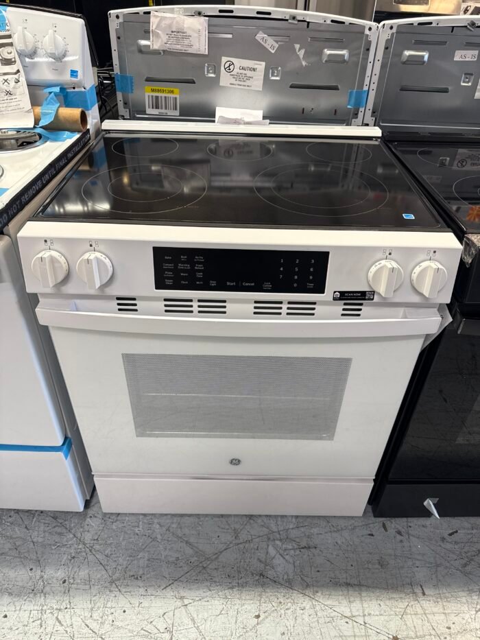 GE GRS600AVWW 30 in. 5 Burner Element Smart Slide-In Electric Convection Range in White with EasyWash Oven Tray And No-Preheat Air Fry - Image 2