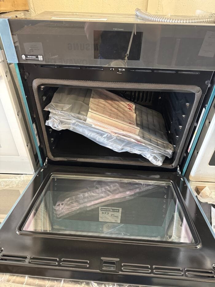 GE PTD7000SNSS Profile 30 in. Smart Double Electric Wall Oven with Convection Cooking in Stainless Steel - Image 3