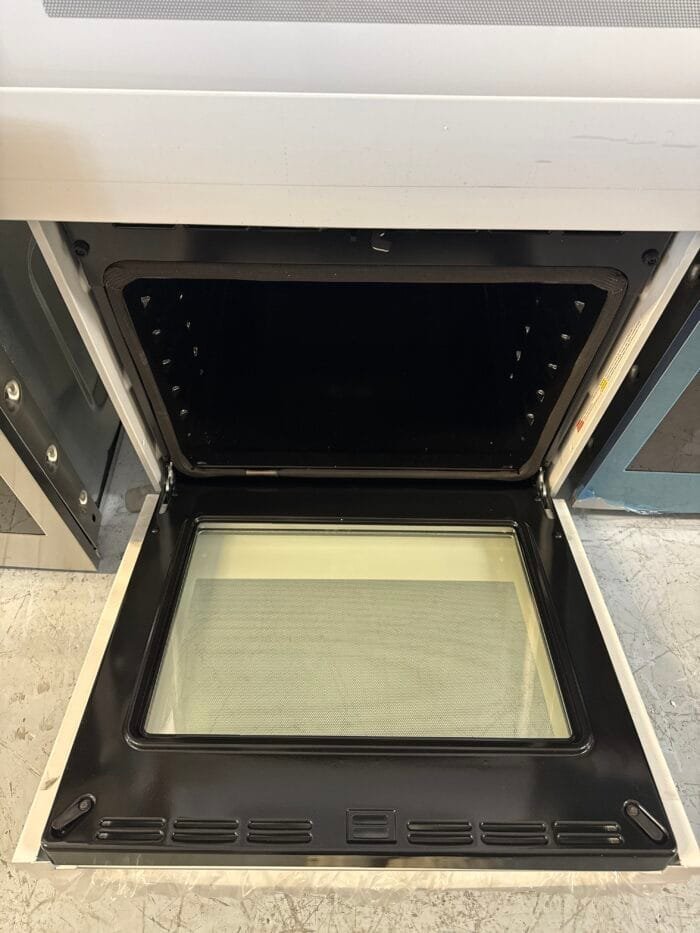 GE JKD3000DNWW 27 in. Smart Double Electric Wall Oven with Self Clean in White - Image 4