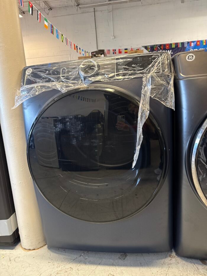 GE GFD55ESPRRS 7.8 cu. ft. Smart Front Load Electric Dryer in Sapphire Blue with Sanitize Cycle - Image 2