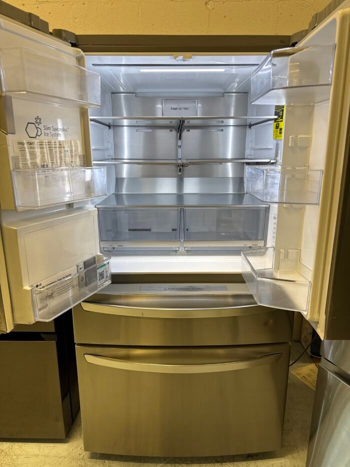 LG LRMXS3006S 30 cu. ft. 4-Door French Door Refrigerator Full Convert Drawer, Smart Cooling and Craft Ice, Print Proof Stainless Steel - Image 3