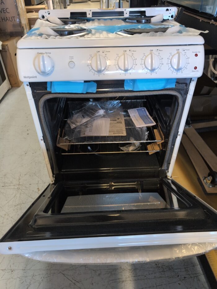 Hotpoint RAS240DMWW 24-Inch Electric Range – Affordable Compact Stove - Image 3