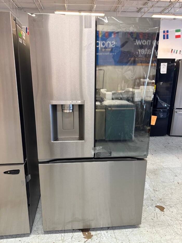 LG LRYKC2606S 26 cu. ft. Counter-Depth MAX French Door Refrigerator w/ Mirrored Instaview & 4 types of ice, PrintProof Stainless Steel - Image 2