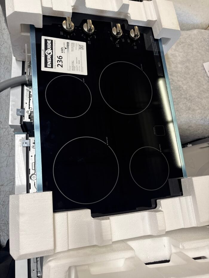 GE JP3030SW2SS 30 in. 4 Burner Element Radiant Electric Cooktop in Stainless Steel including 2 Power Boil Burners - Image 2