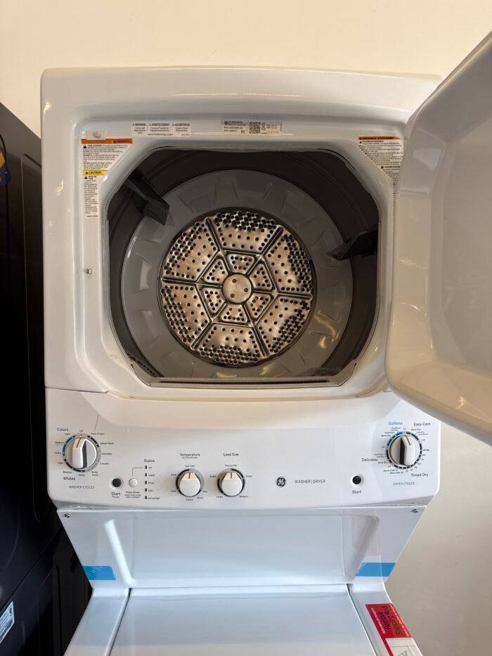 GE GUD27ESSMWW 3.8 cu. ft. Washer 5.9 cu. ft. Electric Dryer Combo in White - Image 3