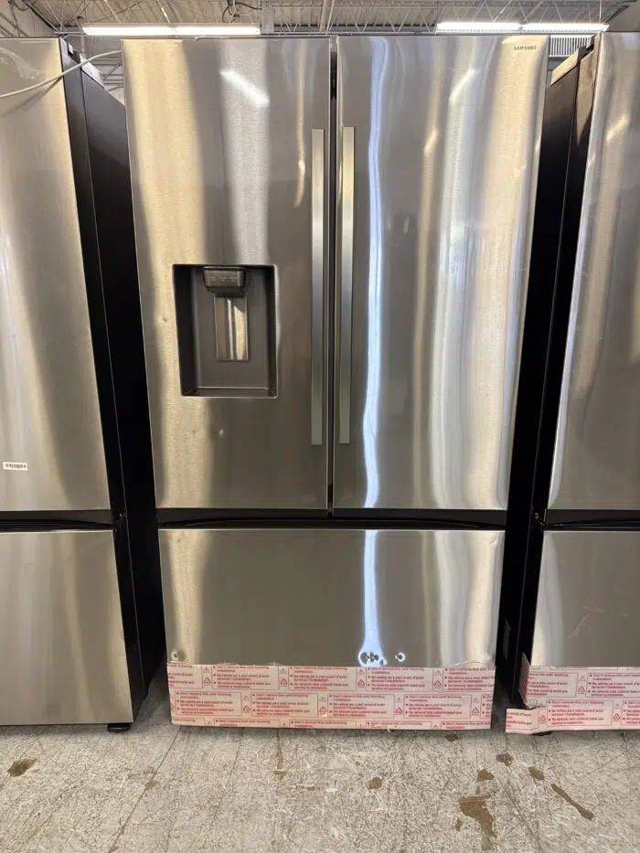 SAMSUNG RF32CG5400SRAA 31 cu. ft. Mega Capacity Standard Depth 3-Door French Door Refrigerator in Stainless Steel with Four Types of Ice - Image 2