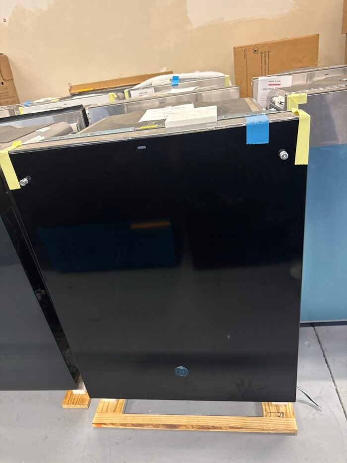 GE GDT670SGVBB 24 in. Black Top Control Built-In Tall Tub Dishwasher with 3rd Rack, Bottle Jets, 45 dBA - Image 2