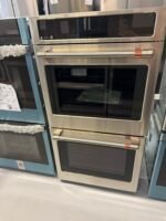 CAFE CKD70DP2NS1 27 in. Smart Double Electric Wall Oven with Self-Cleaning and Convection Upper Oven in Stainless Steel - Image 2