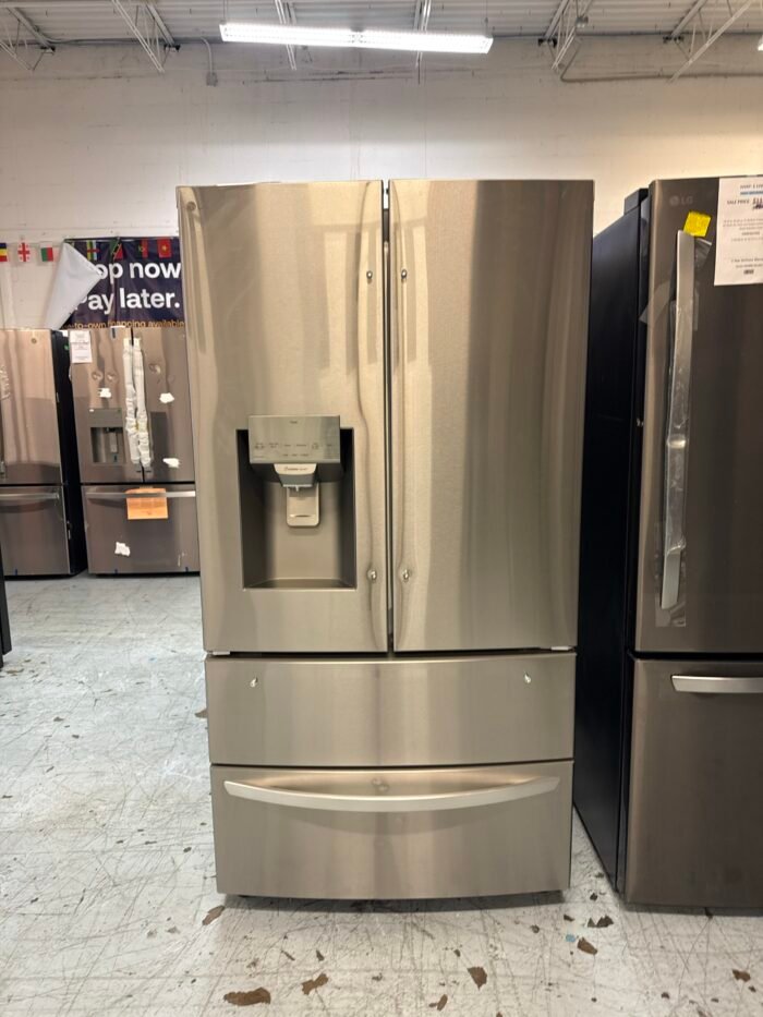 LG LMXS28626S 28 cu. ft. 4-Door French Door Smart Refrigerator with Ice and Water Dispenser in PrintProof Stainless Steel - Image 2