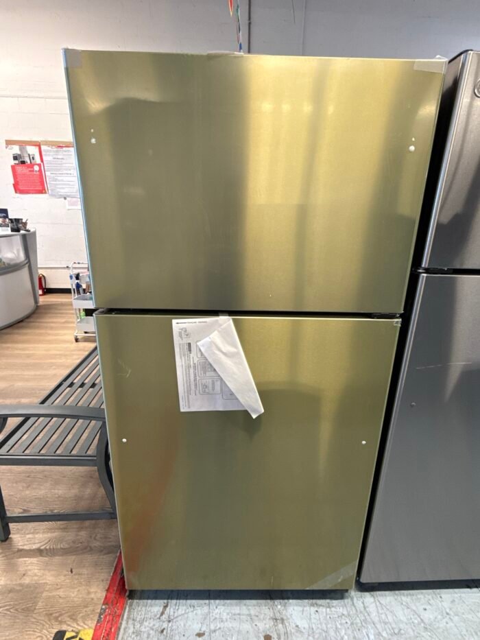 GE GTS22KYNRFS 21.9 cu. ft. Top Freezer Refrigerator in Fingerprint Resistant Stainless Steel, Garage Ready - Image 2