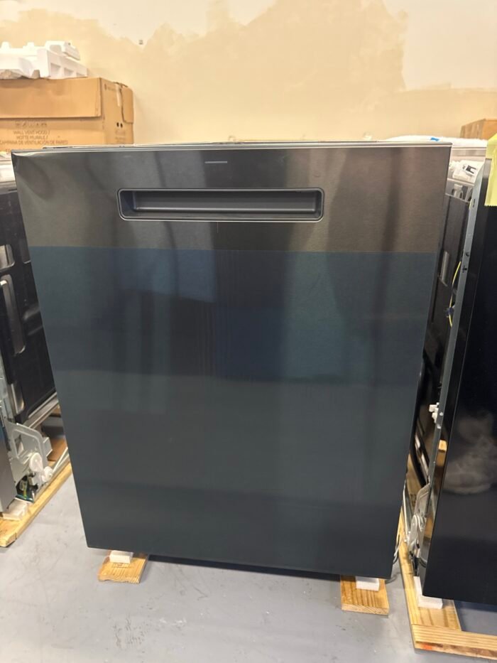 GE PDP755SBVTS Profile 24 in. Built-In Top Control Dishwasher in Black Stainless with Stainless Tub, UltraFresh, 42 dBA - Image 2