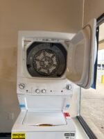 GE GUD27GSSMWW 3.8 cu. ft. Washer 5.9 cu. ft. Gas Dryer Combo in White - Image 3