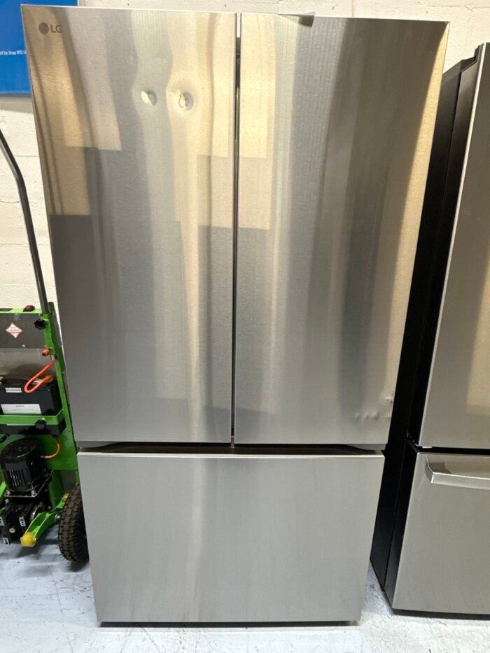 LG LRFLS3216S 32 cu. ft. Standard Depth MAX French Door Refrigerator with Pocket Handle, Water and Ice in PrintProof Stainless Steel - Image 2