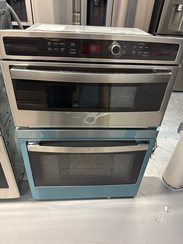 GE JT3800SHSS 30 in. Double Electric Wall Oven with Built-In Microwave in Stainless Steel - Image 2