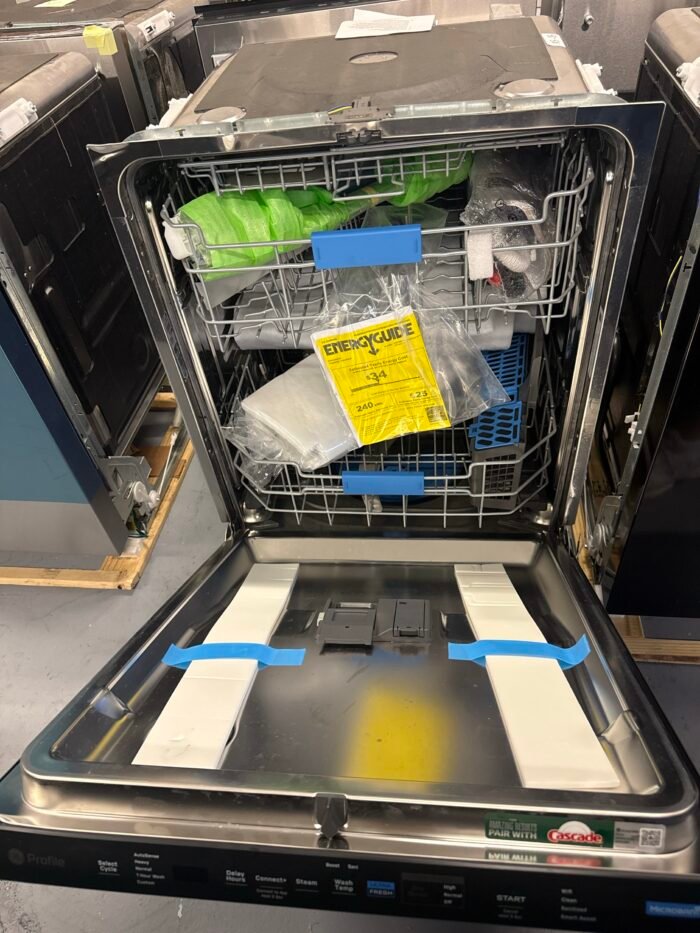 GE PDP755SBVTS Profile 24 in. Built-In Top Control Dishwasher in Black Stainless with Stainless Tub, UltraFresh, 42 dBA - Image 3