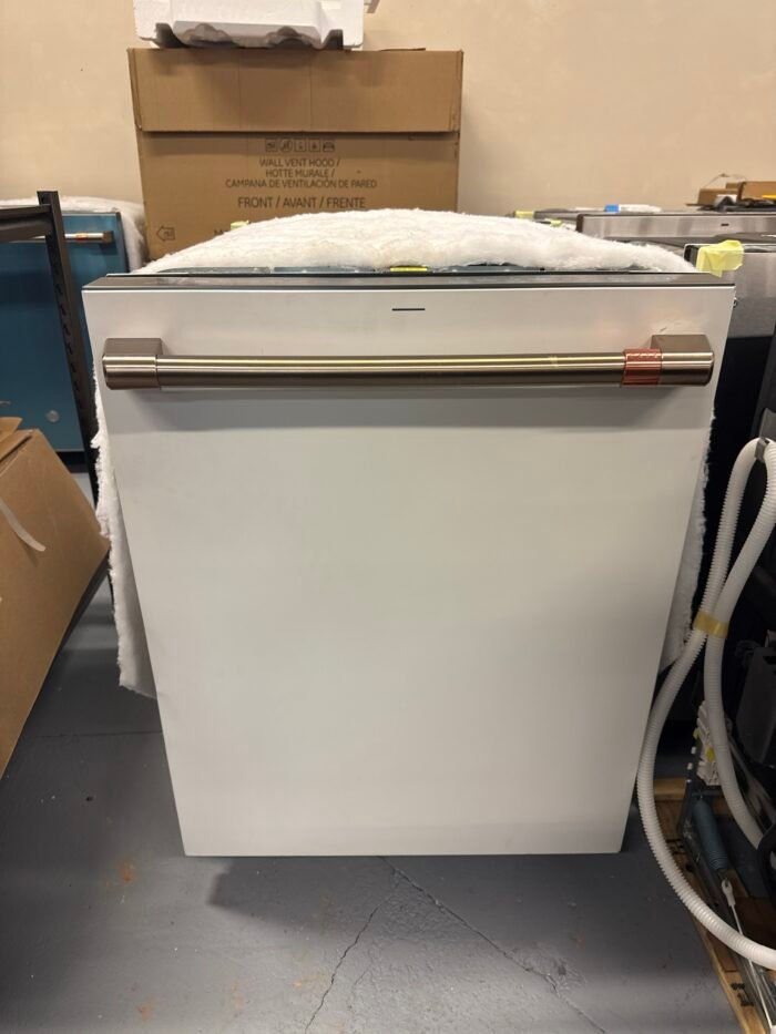 CAFE CDT888P4VW2 24 in. Built-In Smart Top Control Dishwasher in Matte White with Stainless Tub, Interior Lighting, - Image 2