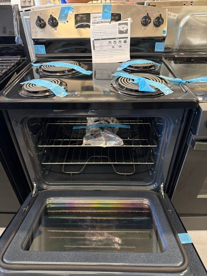 GE JB256RTSS 30 in. 4 Burner Element Free-Standing Electric Range in Stainless Steel - Image 3