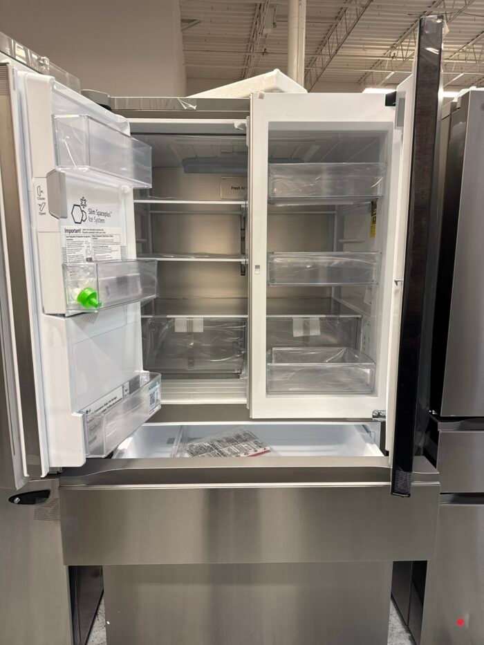 LG LH29S8565S 29 cu. ft. SMART MyColor InstaView Standard-Depth MAX 4-Door French Door Refrigerator in Stainless Steel with Craft Ice - Image 3