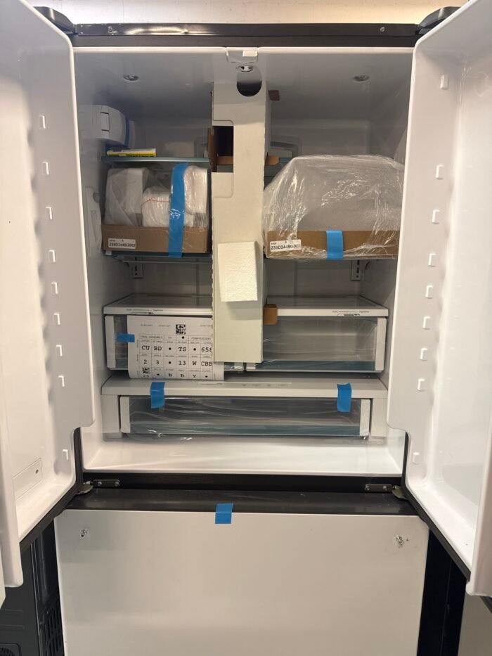 CAFE CWE23SP4MW2 23.1 cu. ft. Smart French Door Refrigerator with Internal Water Dispenser in Matte White, Counter Depth and ENERGY STAR - Image 3