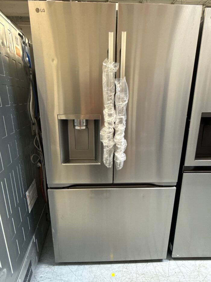 LG LF24Z6530S 24 cu. ft. Counter Depth MAX Zero Clearance 3-Door French Door Refrigerator with Craft Ice in PrintProof Stainless Steel - Image 2