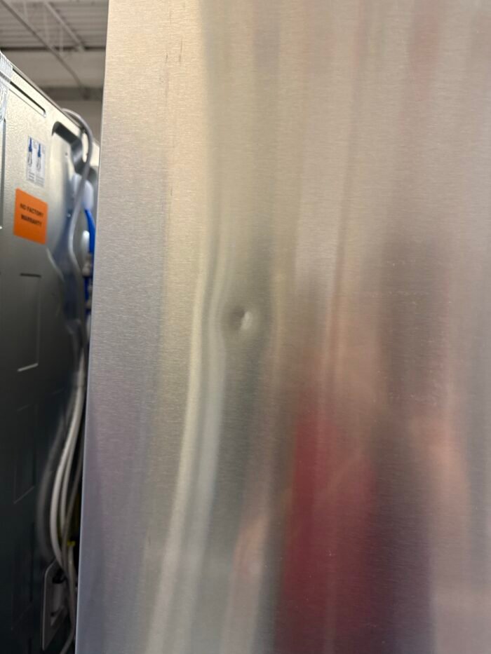 LG LF24Z6530S 24 cu. ft. Counter Depth MAX Zero Clearance 3-Door French Door Refrigerator with Craft Ice in PrintProof Stainless Steel - Image 7