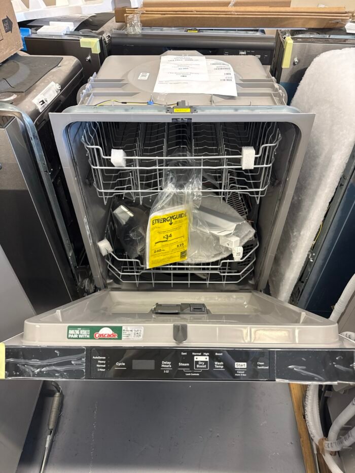 GE GDT550PGRWW 24 in. Built-In Tall Tub Top Control White Dishwasher w/Sanitize, Dry Boost - Image 3