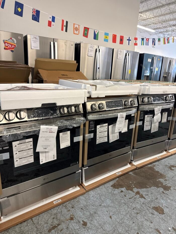 LG LSIL6336XE 30 in. 6.3 cu. ft. Smart 5-Element Induction Range in Stainless Steel with Probake Convection, Instaview, Air Fry - Image 5