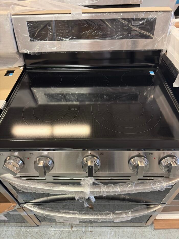 LG LDEL7324SE 30 in. 7.3 cu. ft. 5 Element Smart Electric Double Oven Freestanding Range in Stainless Steel with ProBake Convection - Image 3