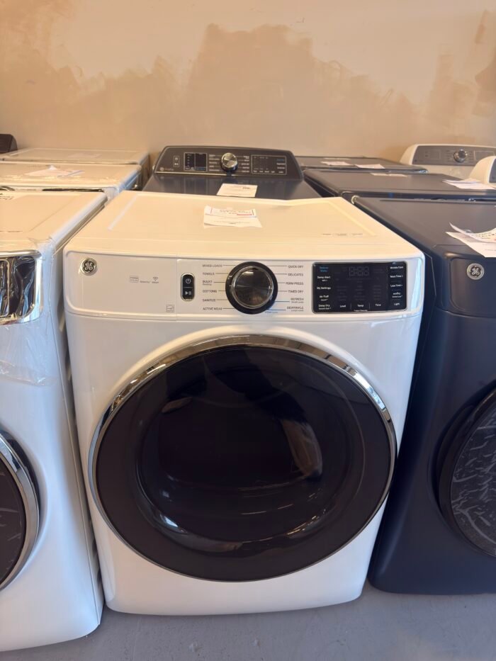GE GFD65ESSVWW 7.8 cu.ft. Smart Front Load Electric Dryer in White with Steam and Sanitize - Image 2