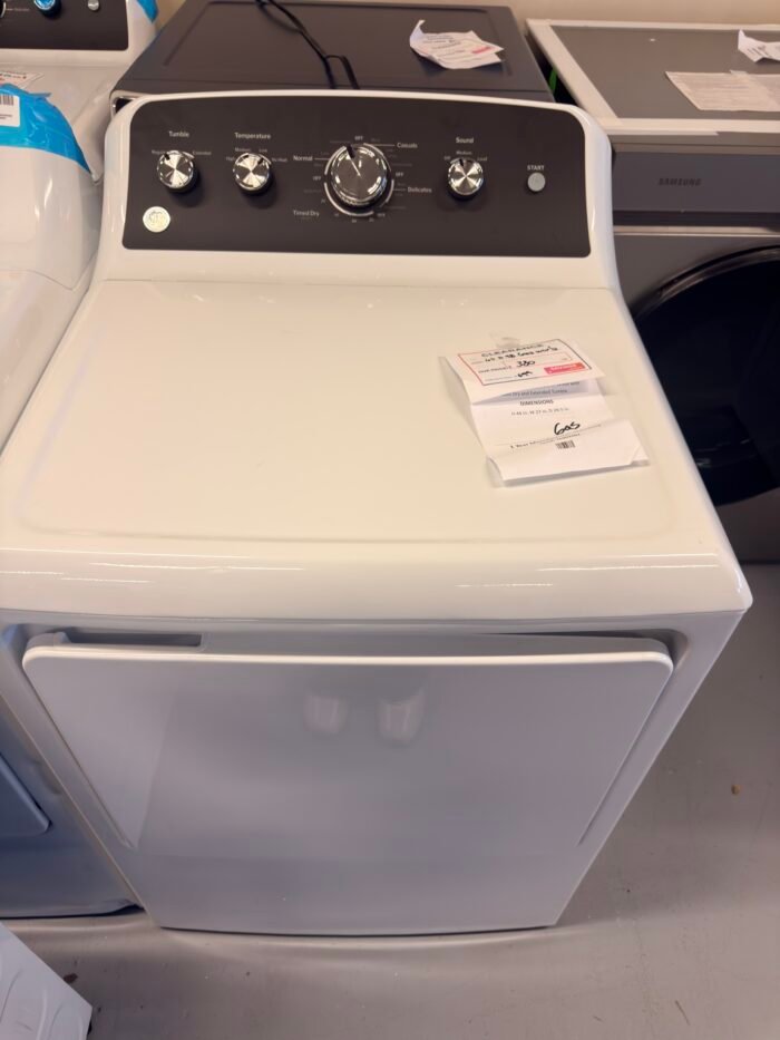 GE GTD48GASWWB 7.2 cu. ft. vented Gas Dryer in White with Auto Dry and Extended Tumble - Image 2