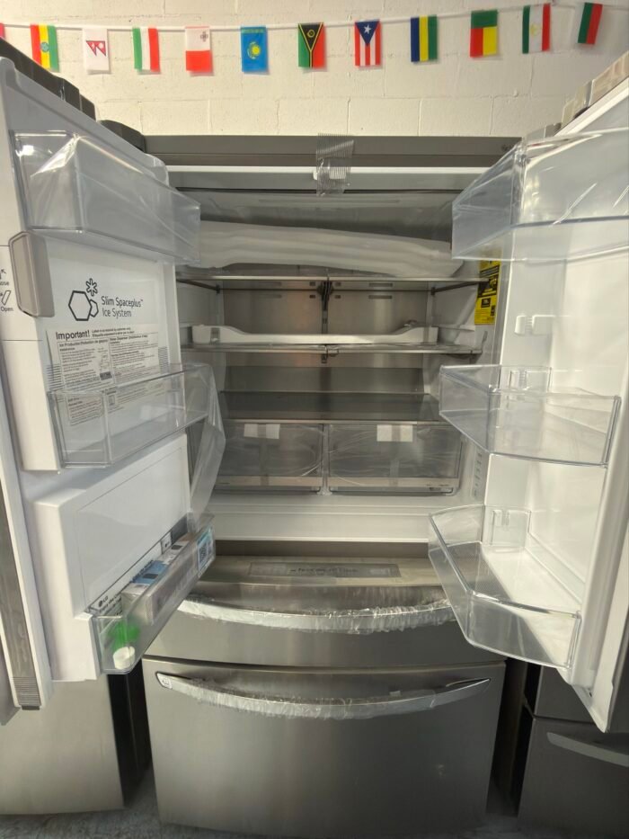 LG LRMXS3006S 30 cu. ft. 4-Door French Door Refrigerator Full Convert Drawer, Smart Cooling and Craft Ice, Print Proof Stainless Steel - Image 3