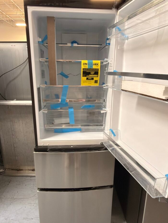 LG GLE12HSPSS 11.9 cu. ft. Bottom Freezer Refrigerator in Stainless Steel, Counter Depth - Image 3