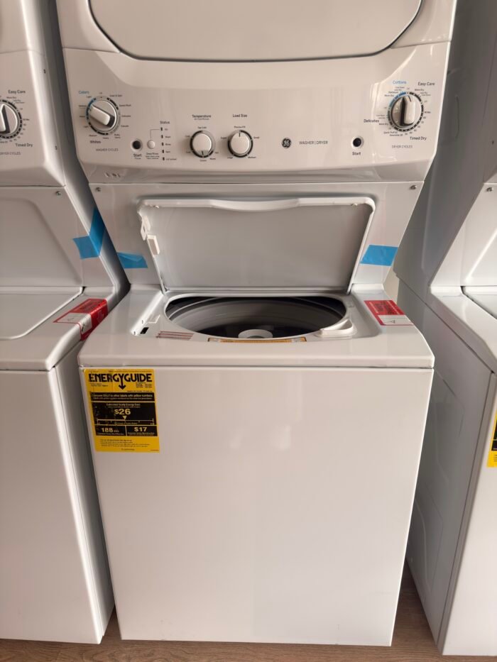 GE GUD27ESSMWW 3.8 cu. ft. Washer 5.9 cu. ft. Electric Dryer Combo in White - Image 4