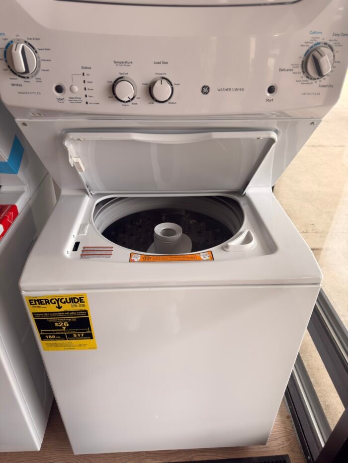 GE GUD27ESSMWW 3.8 cu. ft. Washer 5.9 cu. ft. Electric Dryer Combo in White - Image 4