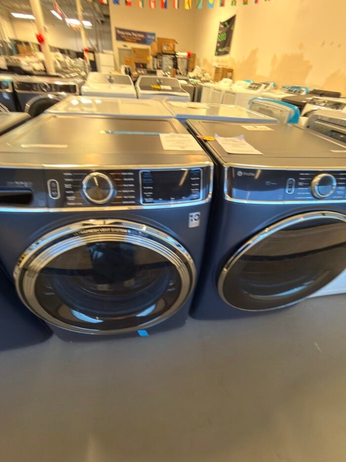 PFW870SPVRS & PFD87ESPVRS Profile 5.3 cu. ft. Smart Front Load Washer, Profile 7.8 cu. ft. vented Electric Dryer - Image 2