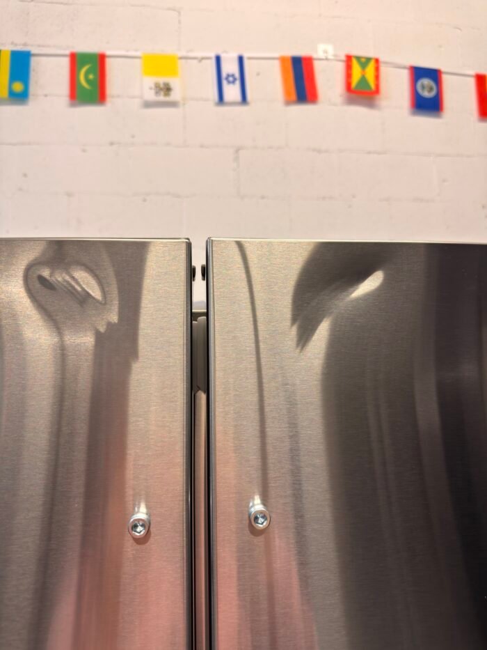 LG LHFS28XBS 28 cu. ft. 3 Door French Door Refrigerator with Ice and Water Dispenser and Craft Ice in PrintProof Stainless Steel - Image 4