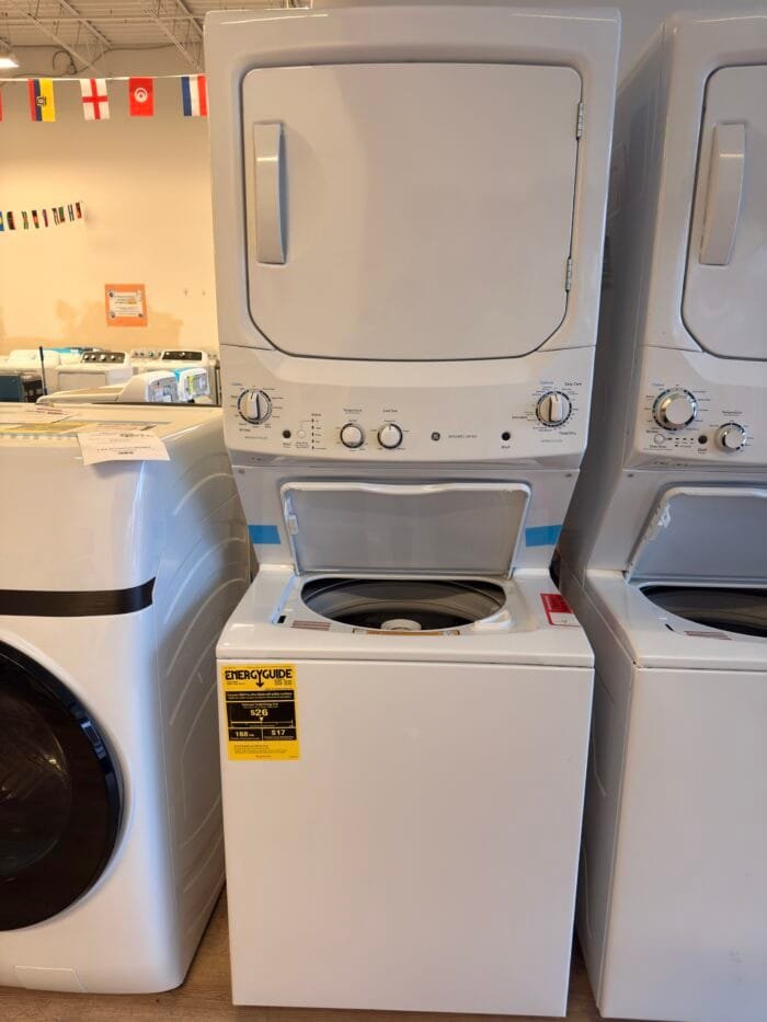 GE GUD27ESSMWW3.8 cu. ft. Washer 5.9 cu. ft. Electric Dryer Combo in White - Image 2