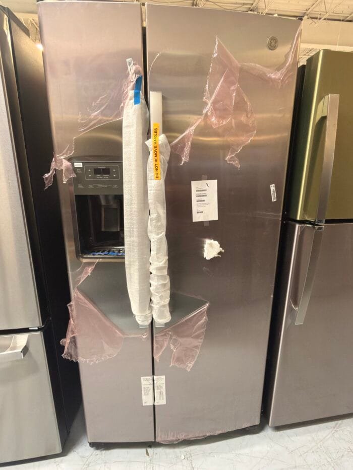 GE GSS23GYPFS 23.0 cu. ft. Side by Side Refrigerator in Fingerprint Resistant Stainless Steel, Standard Depth - Image 2