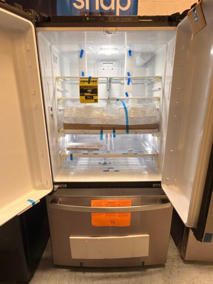 GE GNE27JYMFS 27 cu. ft. French Door Refrigerator in Fingerprint Resistant Stainless with Internal Dispenser - Image 3