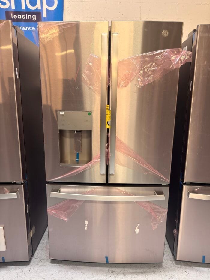 GE GFE26JYMFS 25.6 cu. ft. French Door Refrigerator in Fingerprint Resistant Stainless Steel - Image 2