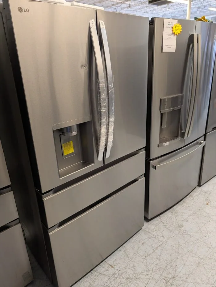 LG LF25G8330S 4-Door French Door Refrigerator with Full-Convert Drawer 25 CU. FT. - Image 2