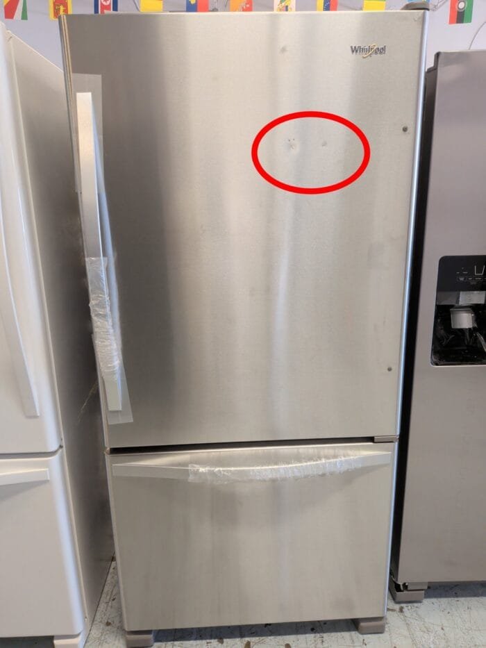 Whirlpool bottom  WRB322DMBM 33-inches wide Bottom-Freezer Refrigerator- 22 cu. ft - Image 6