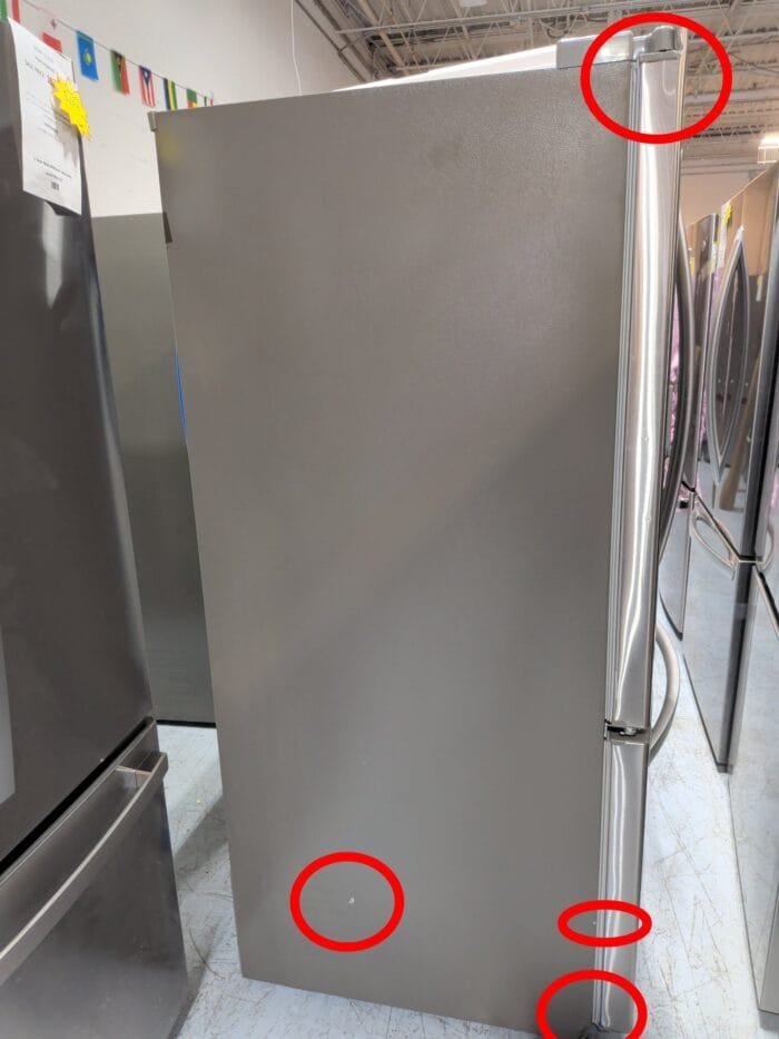 LG LHFS28XBS 28 cu. ft. 3 Door French Door Refrigerator with Ice and Water Dispenser and Craft Ice - Image 5