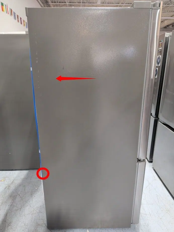 LG LHFS28XBS  28 cu. ft. 3 Door French Door Refrigerator with Ice and Water Dispenser and Craft Ice in PrintProof - Image 6