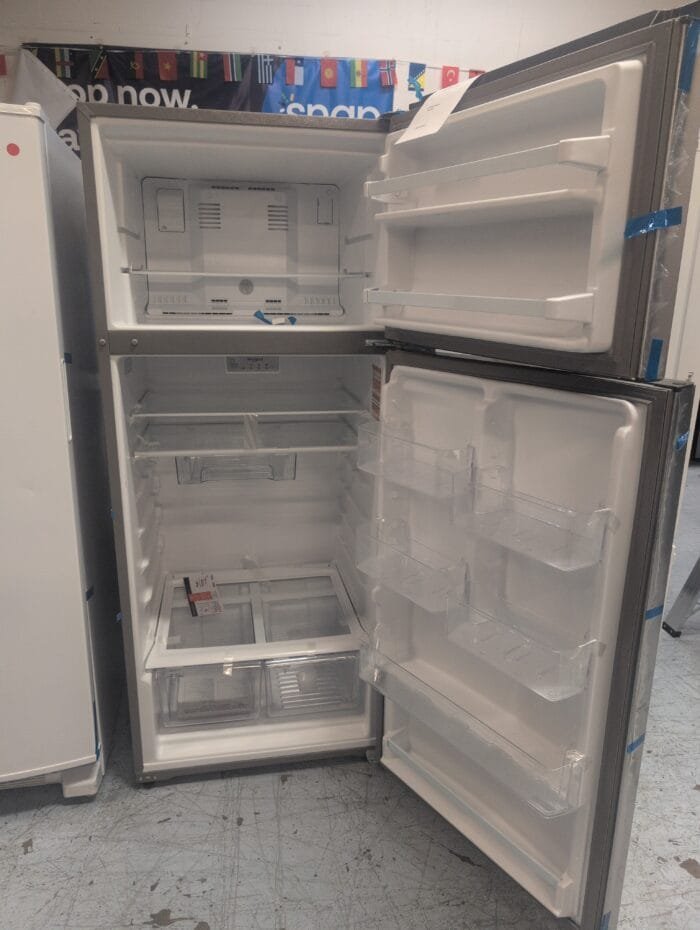 Whirlpool WRT518SZFM 17.64 cu. ft.  Top Freezer Refrigerator - Image 3
