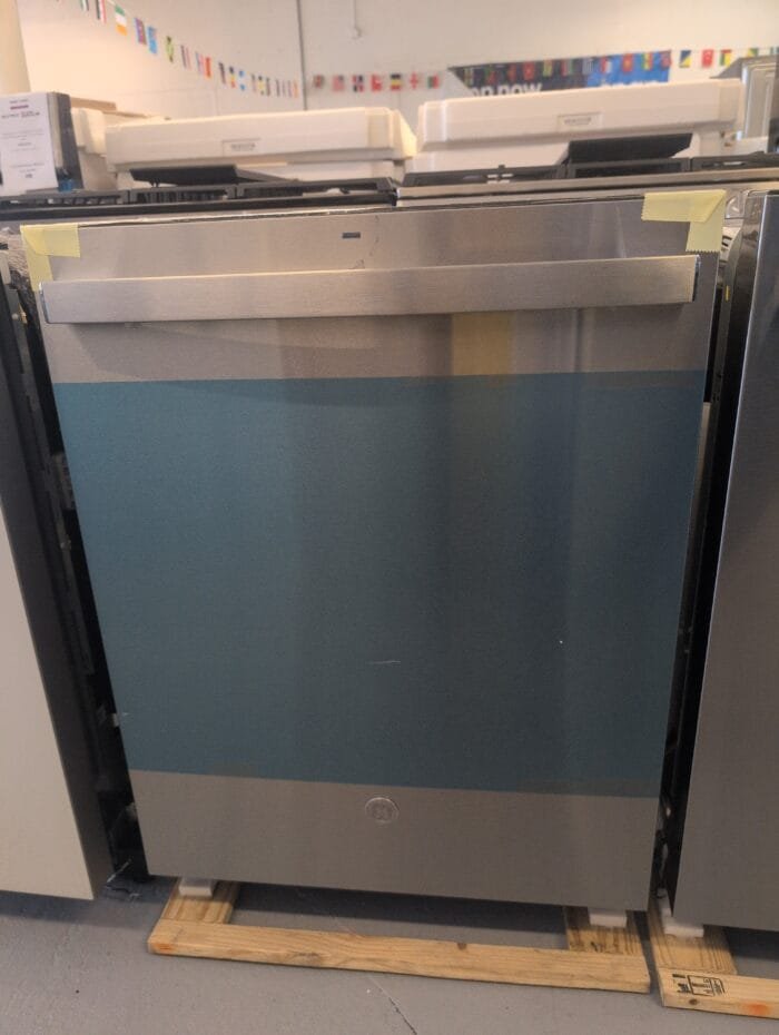 GE GDT650SYVFS Top Control with Stainless Steel Interior Dishwasher with Sanitize Cycle - Image 2