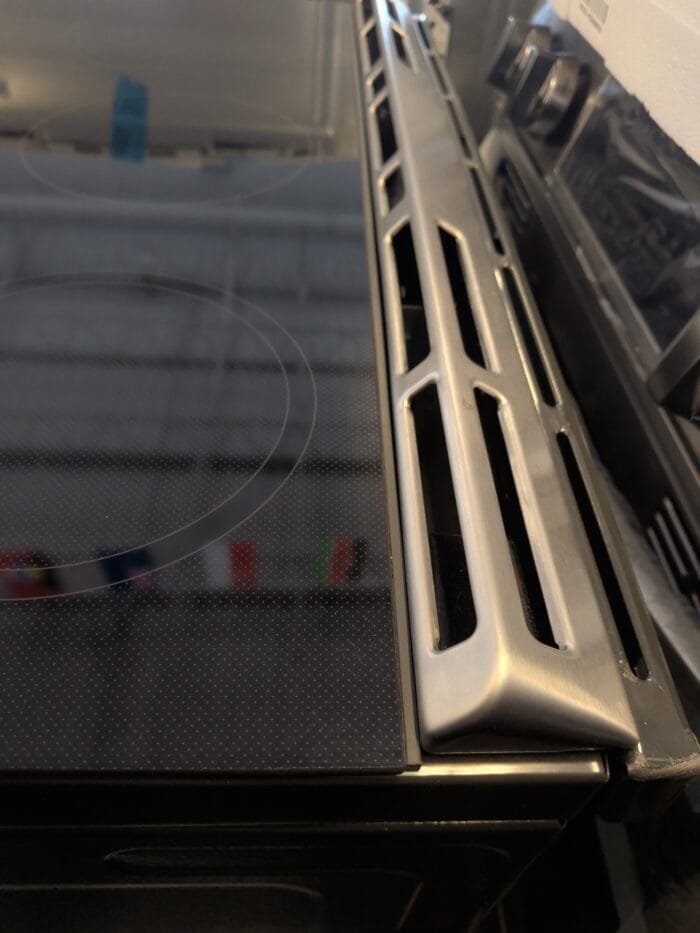 cafe CHS900P2MS1 Smart Slide-In, Front-Control, Induction and Convection Range - Image 6