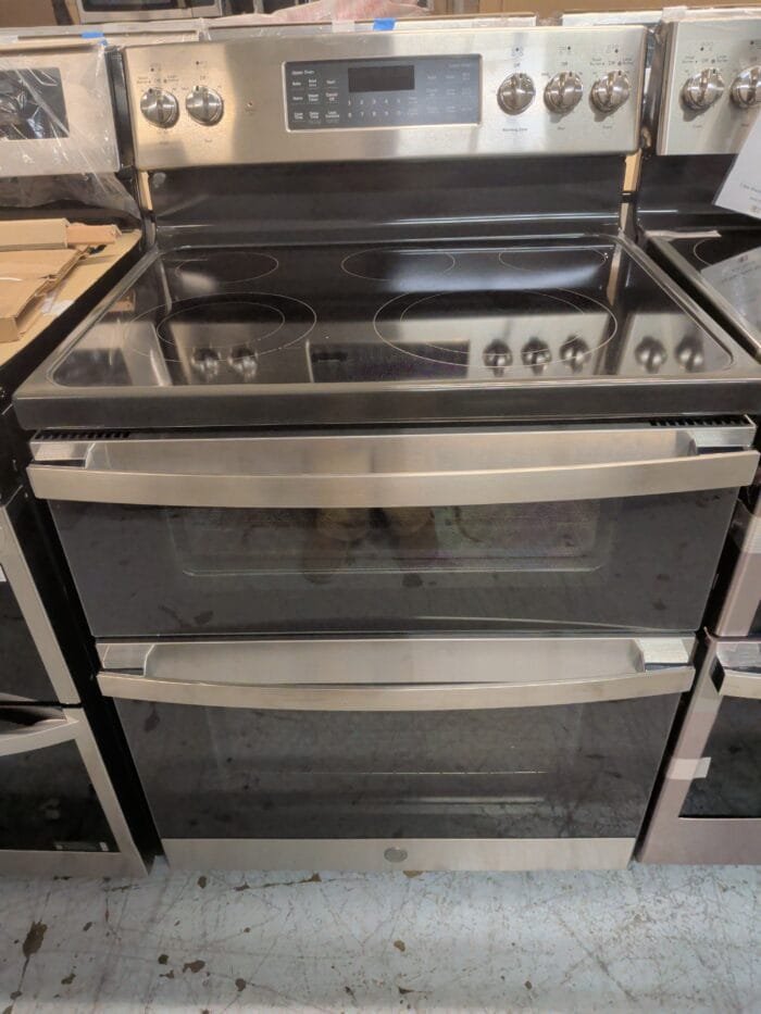 GE JBS86SPSS 30" Free-Standing Electric Double Oven Convection Range - Image 2