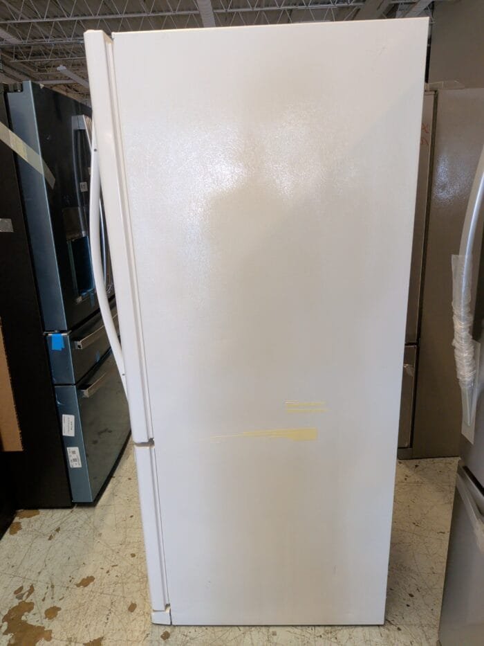 Whirlpool WRB322DMBW 33-inches wide Bottom-Freezer Refrigerator 22 cu. ft - Image 4